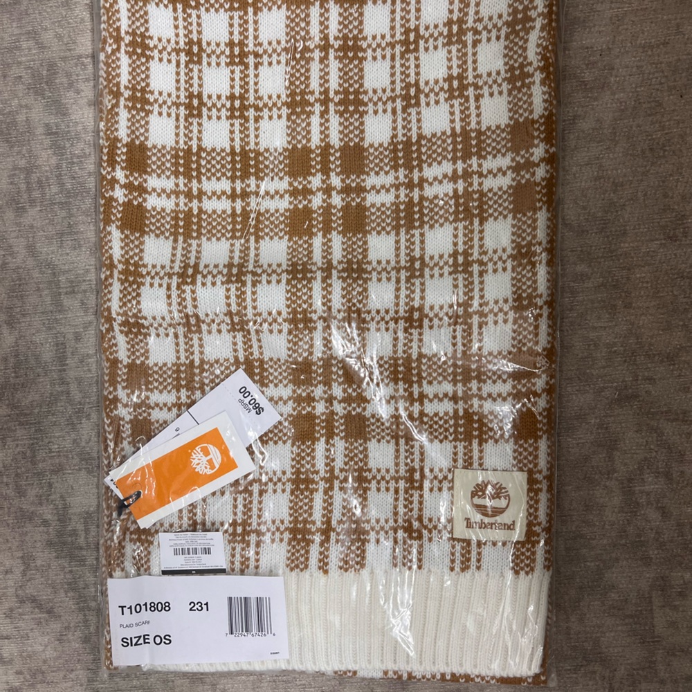 NWT! Timberland plaid scarf